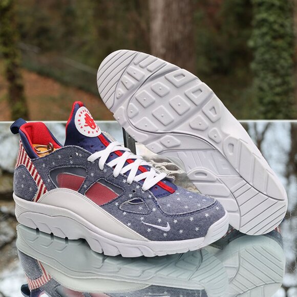 Nike Air Trainer Huarache Low USA 2015 - Picture 5 of 15